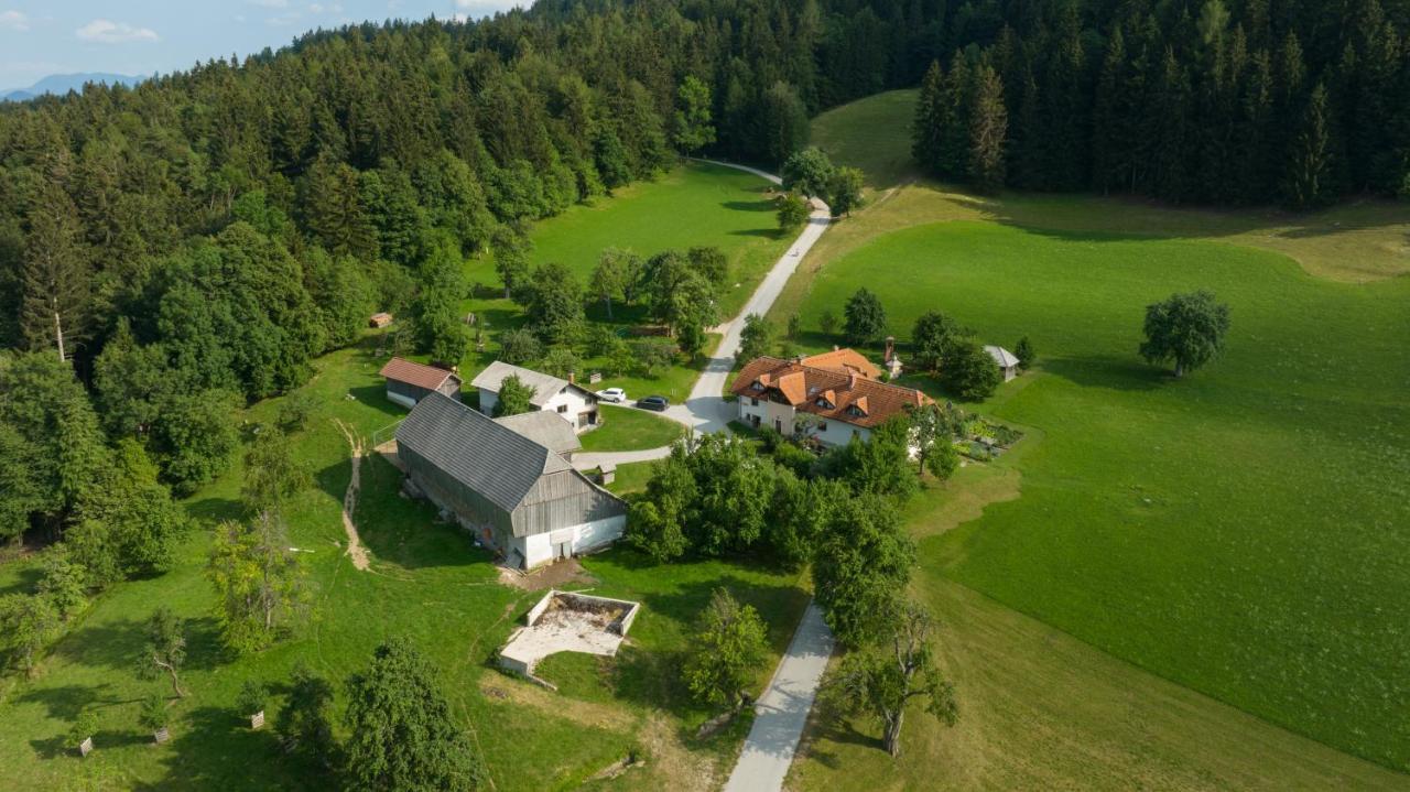 Eco Tourist Farm Ravnjak Slovinský Hradec Exteriér fotografie